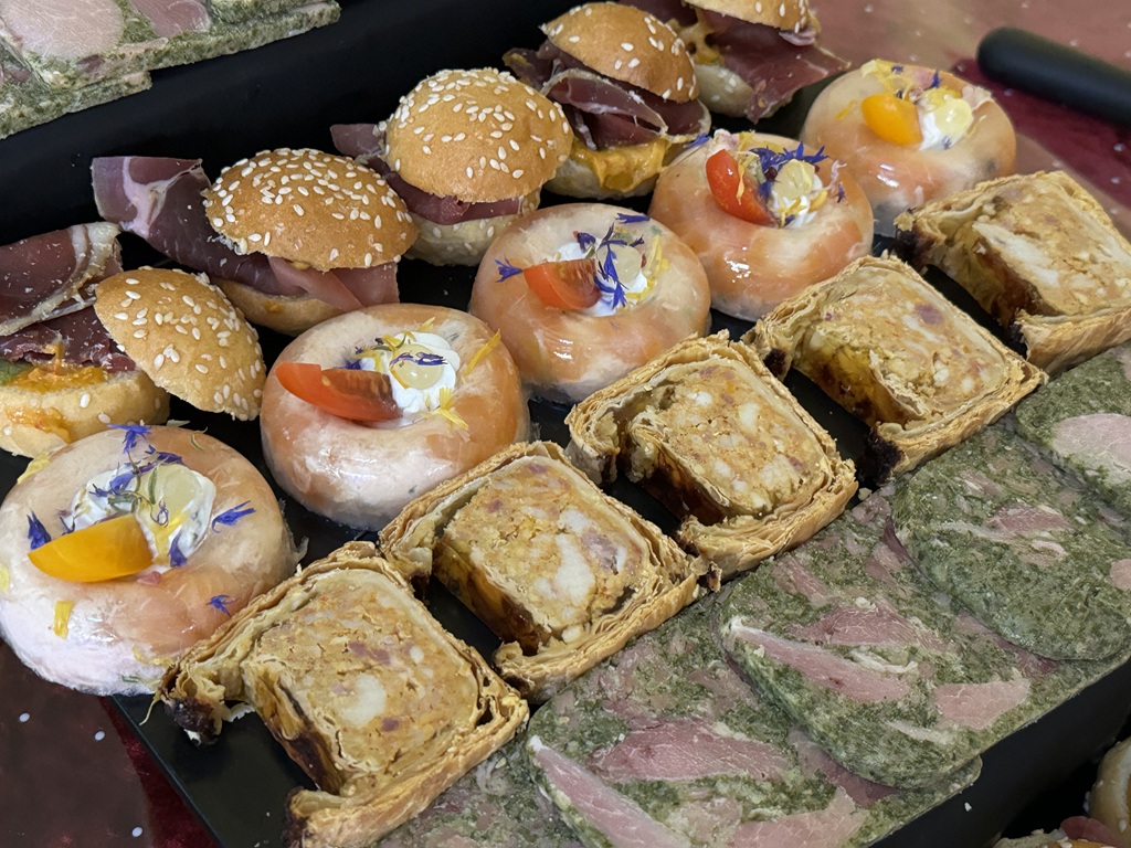 buffet froid chaud entreprise congres mariage traiteur